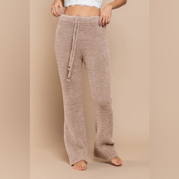 POL| Fuzzy Knit Lounge Pants - Picture 11 of 12